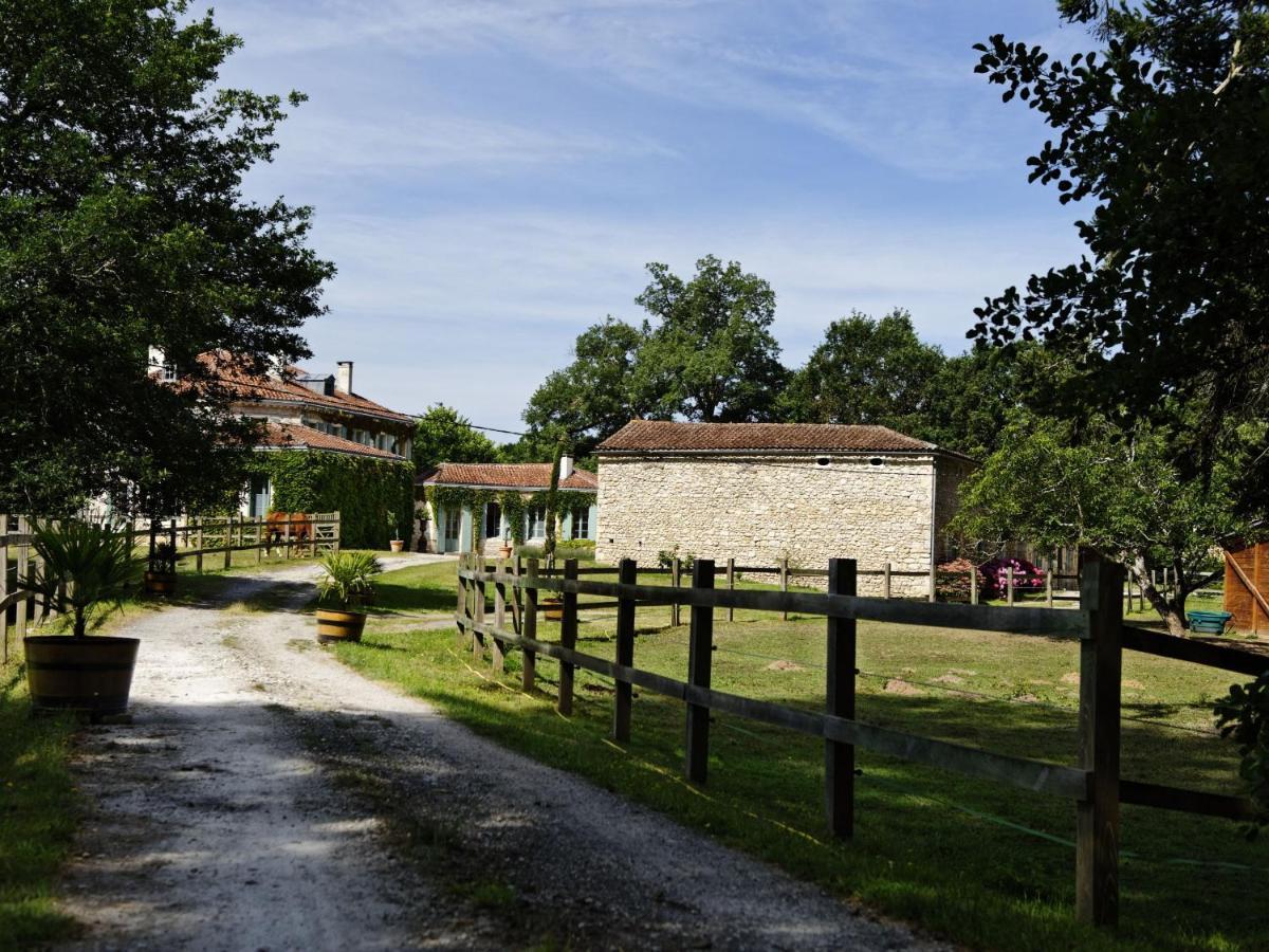 Chateau De L'Isle - Chambres D'Hotes Castelnau-de-Médoc Eksteriør bilde