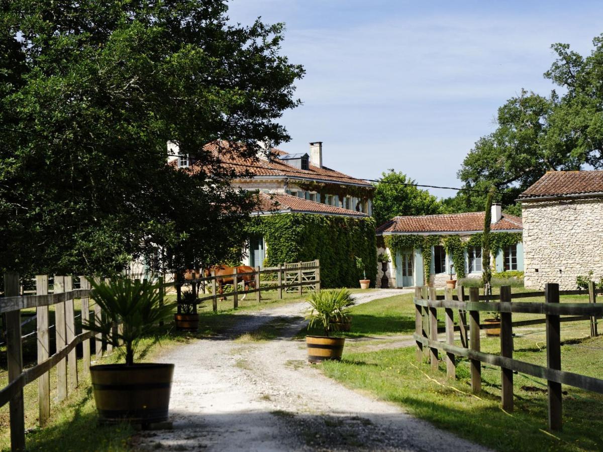 Chateau De L'Isle - Chambres D'Hotes Castelnau-de-Médoc Eksteriør bilde