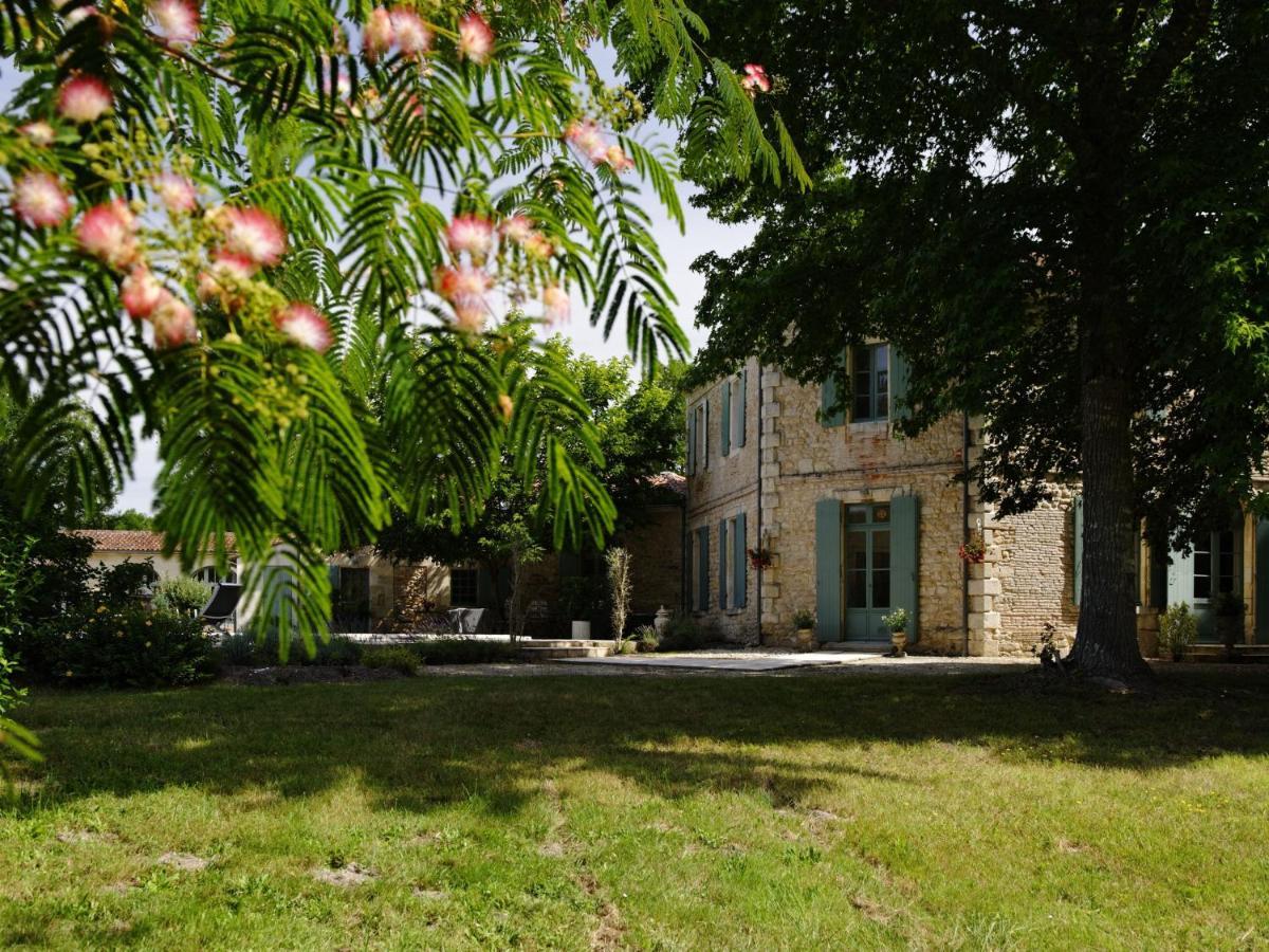 Chateau De L'Isle - Chambres D'Hotes Castelnau-de-Médoc Eksteriør bilde